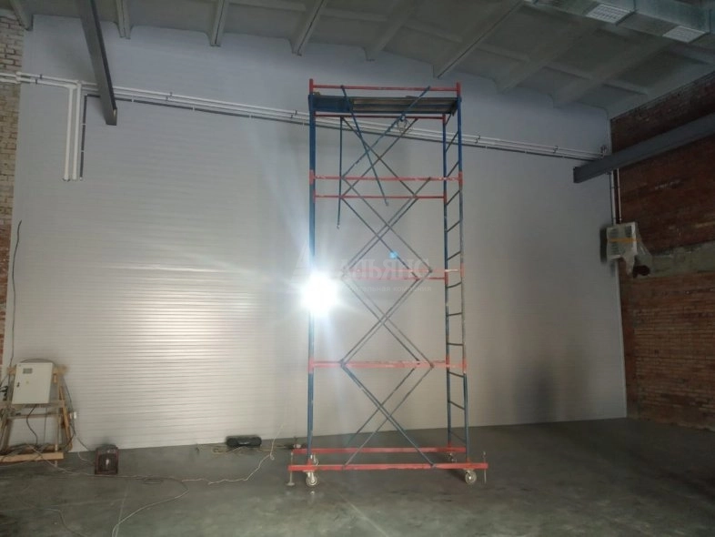 Реконструкция склада из сэндвич-панелей - фото 9